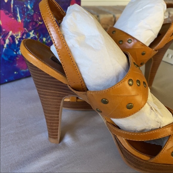 Chinese Laundry Suzana Women’s Tan Leather high heeled Sandal NEW Various Sizes - Picture 10 of 11